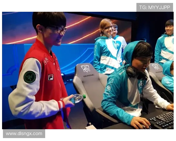 Zeus上单强势登场带领团队全面压制对手展现统治级操作